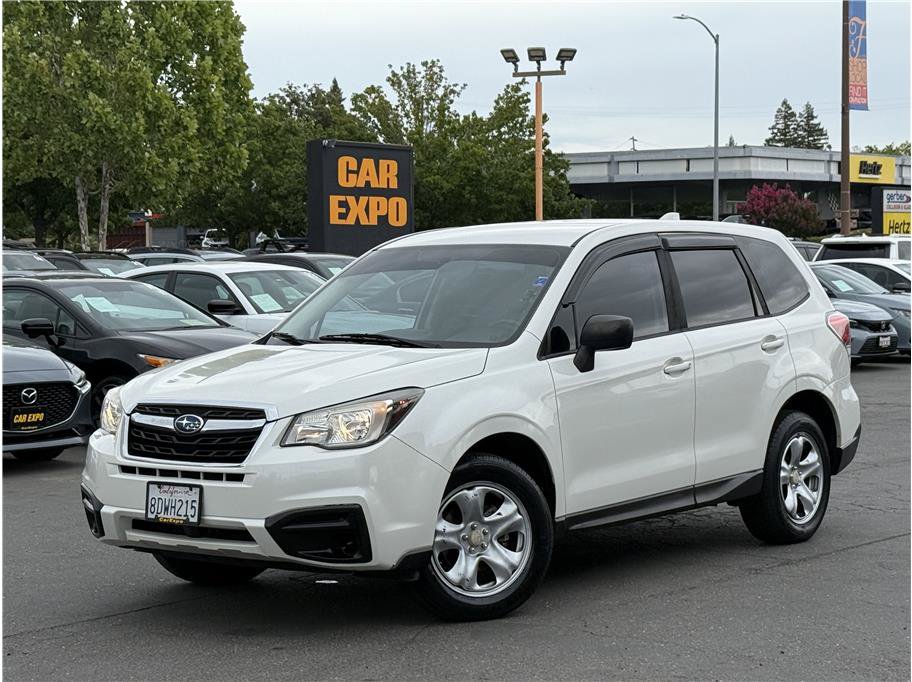 Used 2018 Subaru Forester 2.5i AWD/4WD image 19