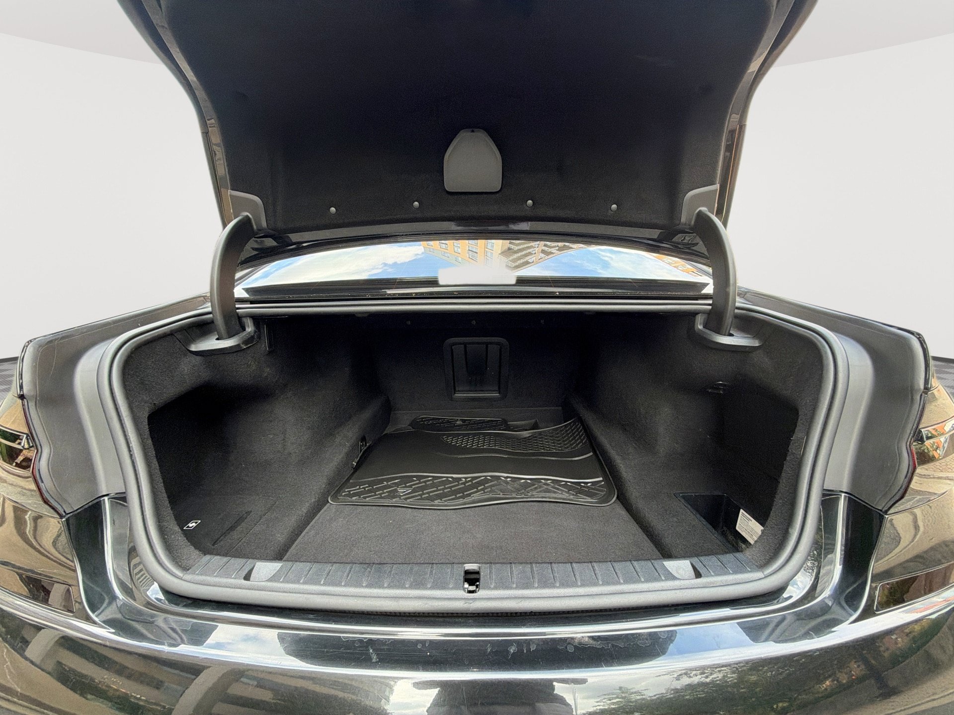 Used 2019 BMW 750i xDrive w/ M Sport Package AWD/4WD image 22