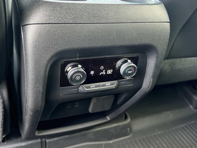 Used 2026 Buick Enclave Sport Touring w/ Power Package FWD image 13