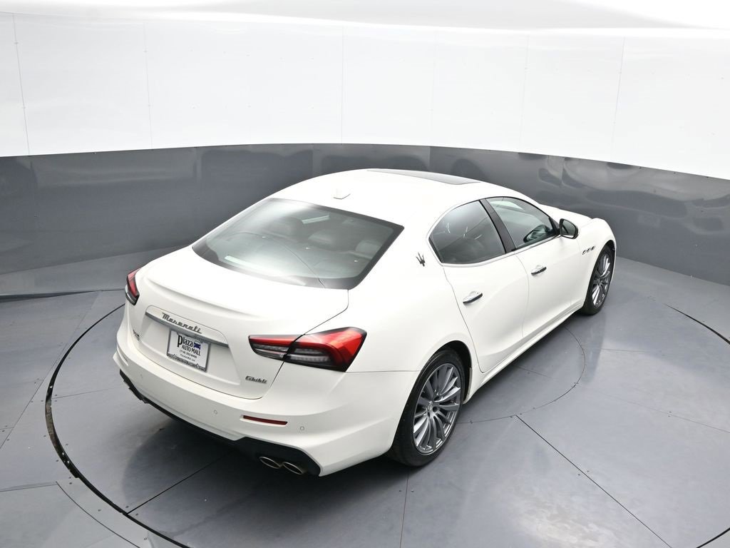 Used 2022 Maserati Ghibli Modena image 39