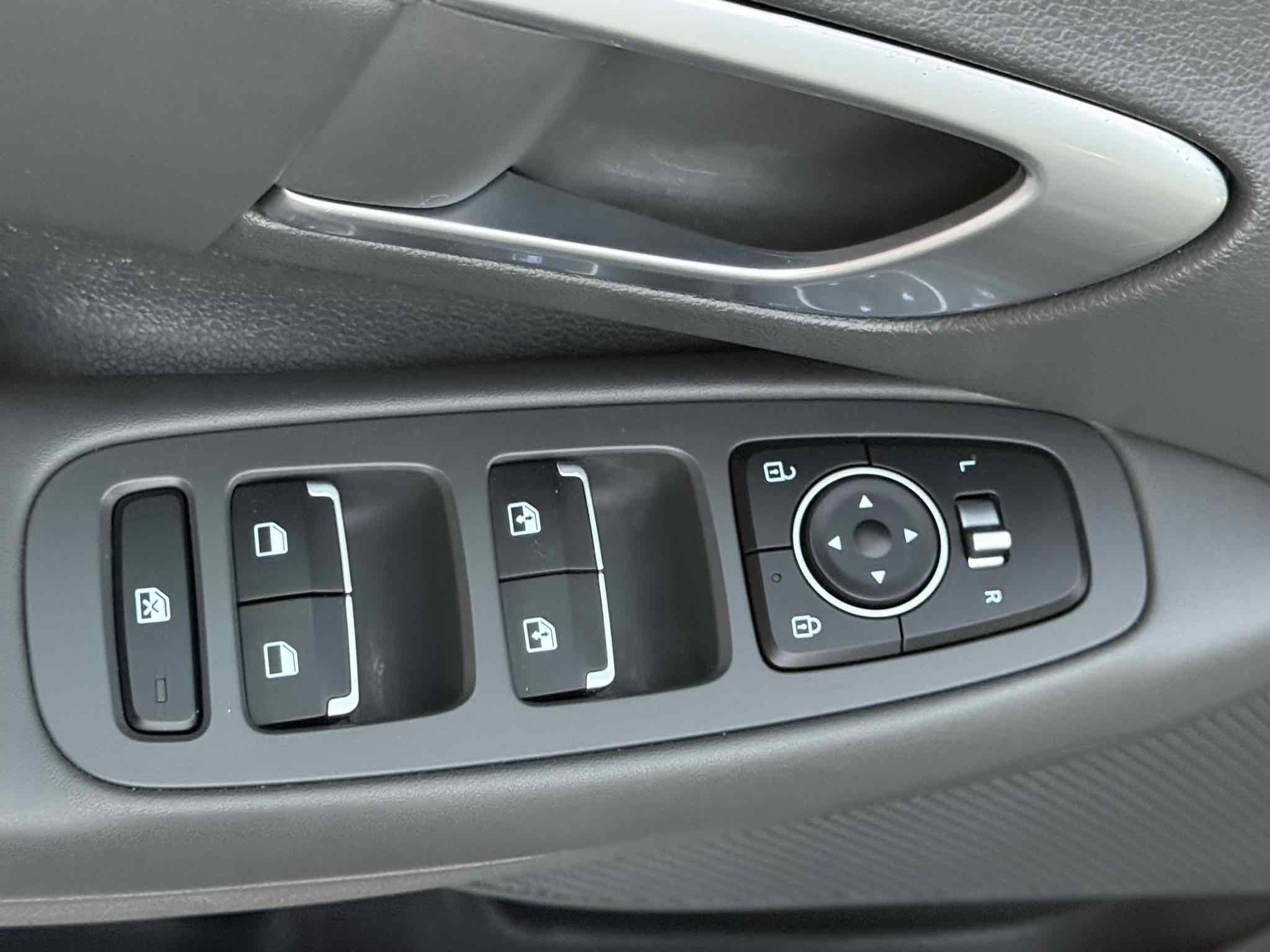 Used 2020 Hyundai Sonata SEL w/ Cargo Package image 80