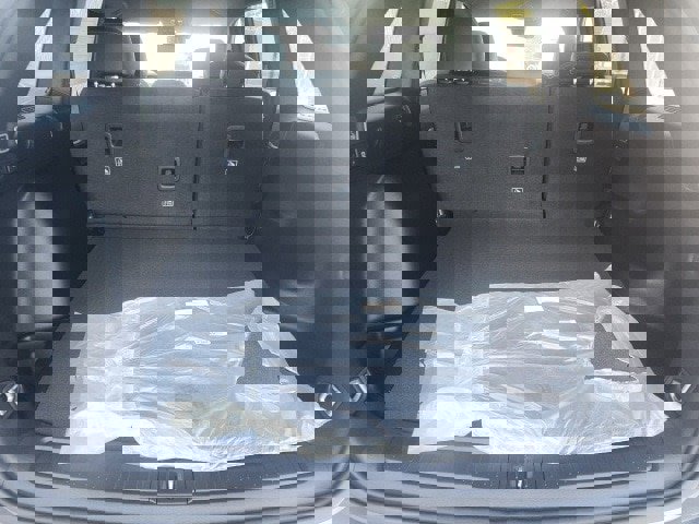 New 2025 Jeep Grand Cherokee Limited w/ Black Appearance Package image 21