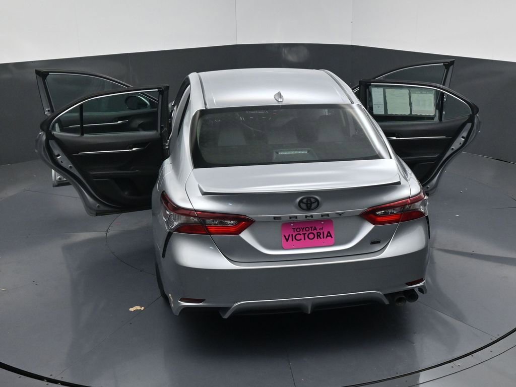 Used 2023 Toyota Camry SE image 24