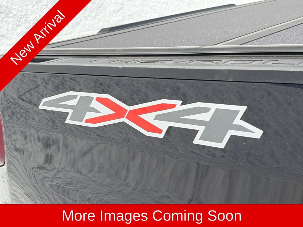 Used 2022 Chevrolet Silverado 1500 LT AWD/4WD image 11