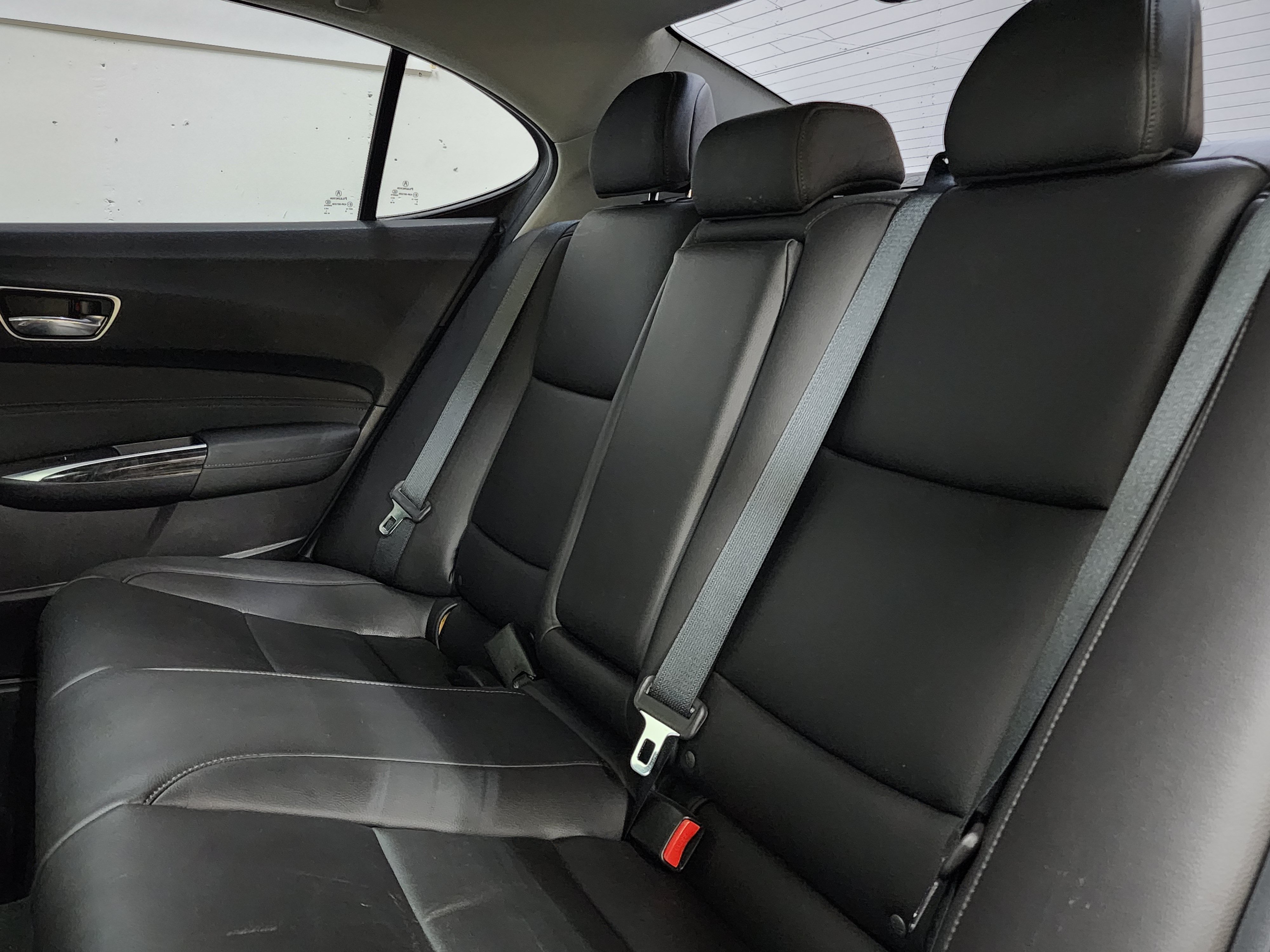 Used 2018 Acura TLX V6 SH-AWD image 17