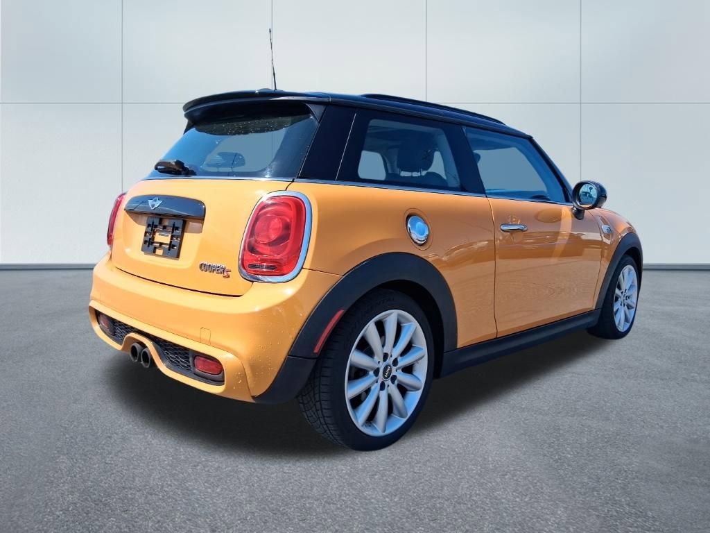 Used 2015 MINI Cooper S image 5