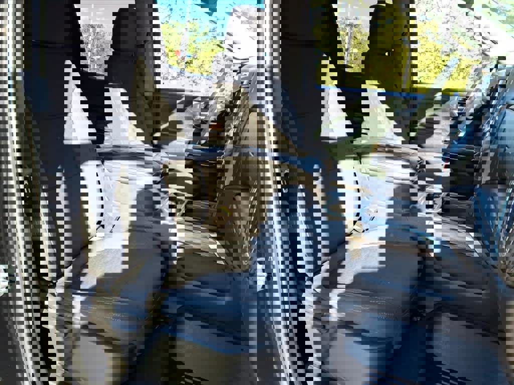 Used 2020 Chevrolet Silverado 1500 RST image 10