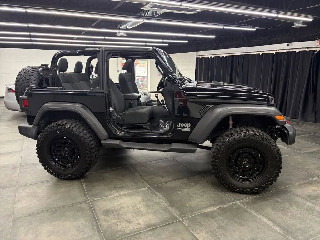 Used 2021 Jeep Wrangler Sport AWD/4WD image 45