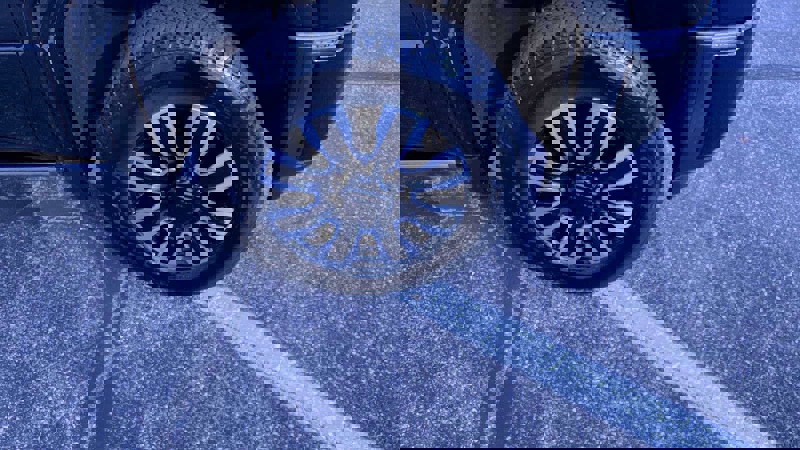 Used 2024 GMC Sierra 3500 Denali Ultimate image 10