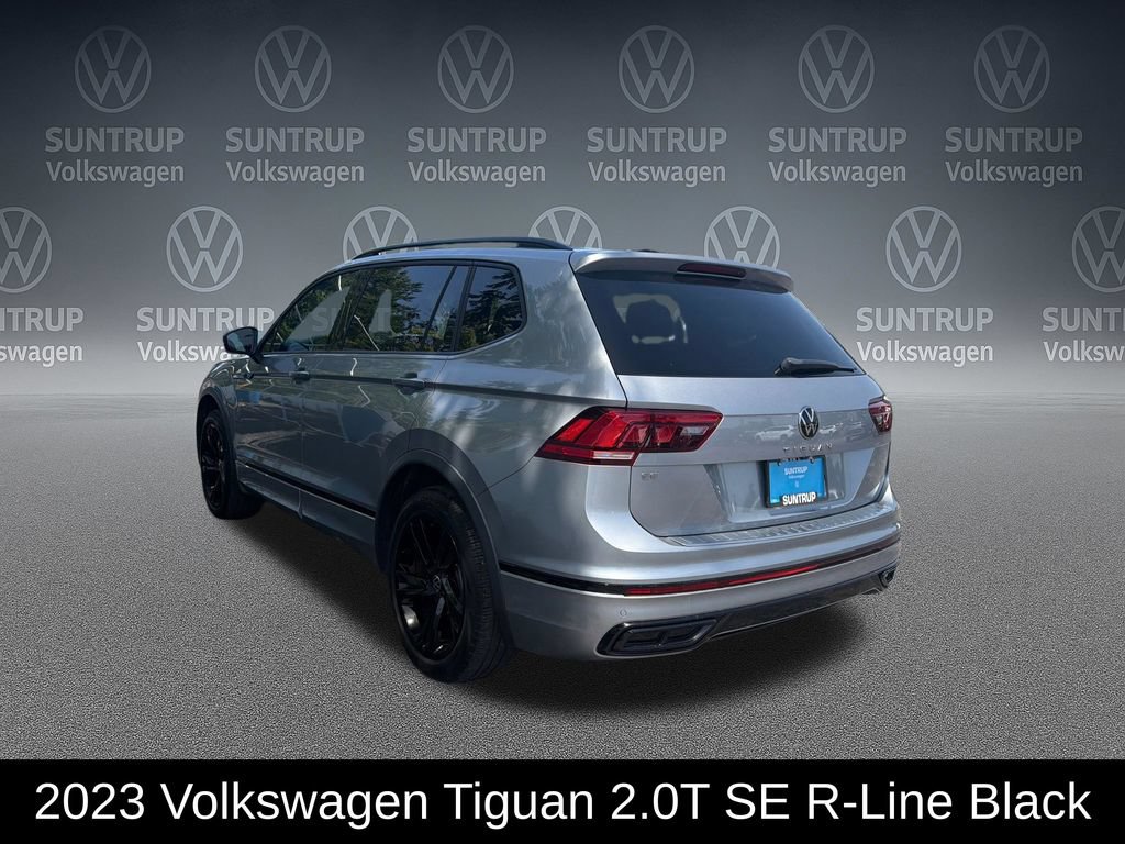 Used 2023 Volkswagen Tiguan SE R-Line FWD image 3