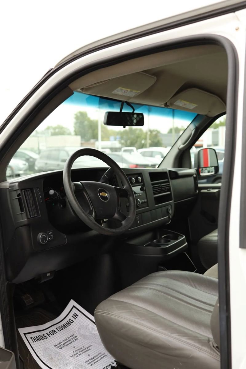 Used 2013 Chevrolet Express 2500 image 17