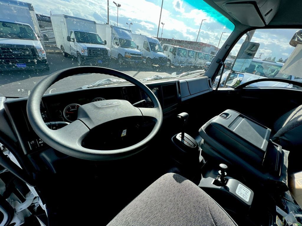 New 2024 Chevrolet Low Cab Forward 6500XD RWD image 17