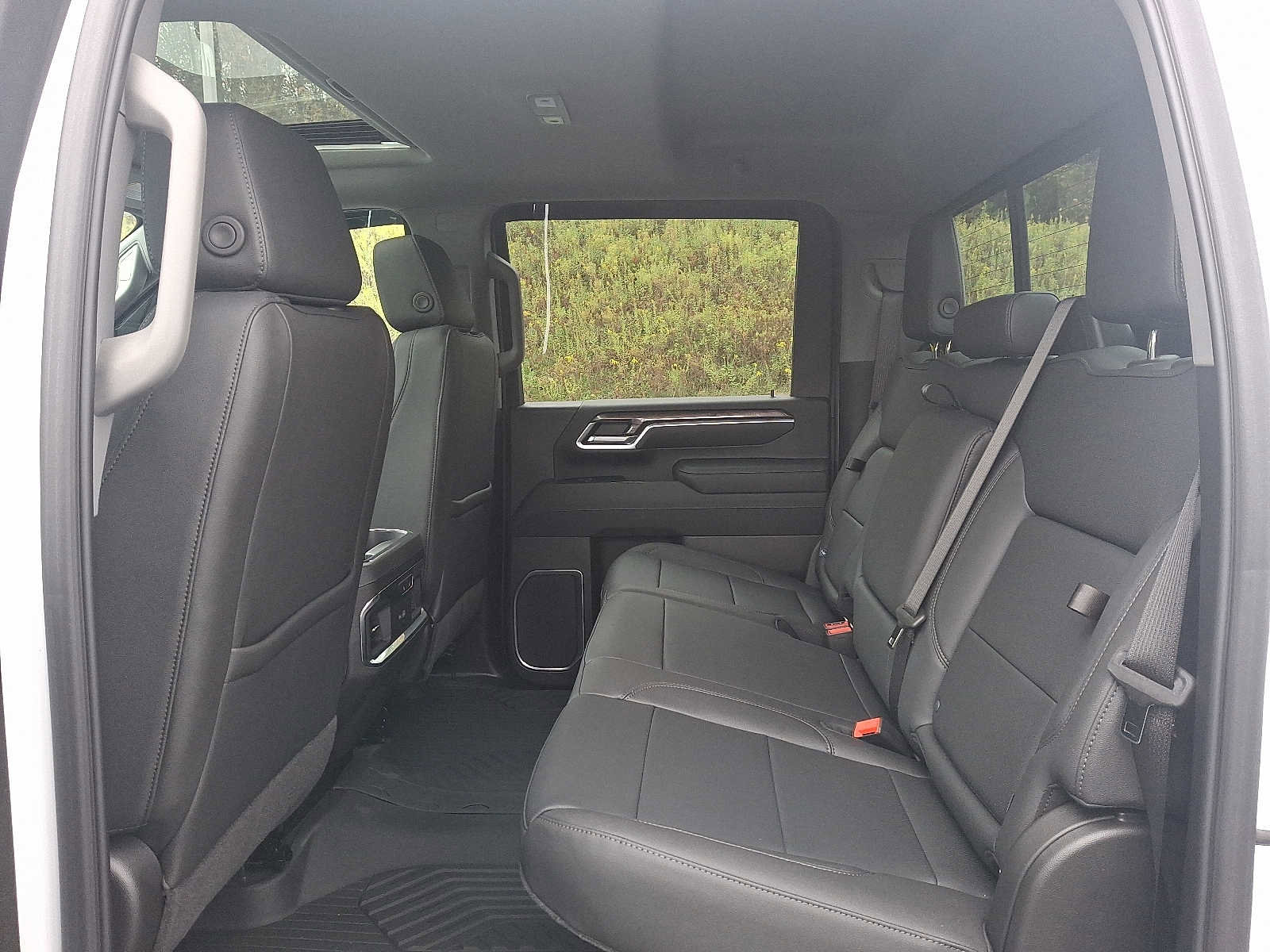 New 2025 Chevrolet Silverado 2500 LTZ w/ LTZ Premium Package image 16