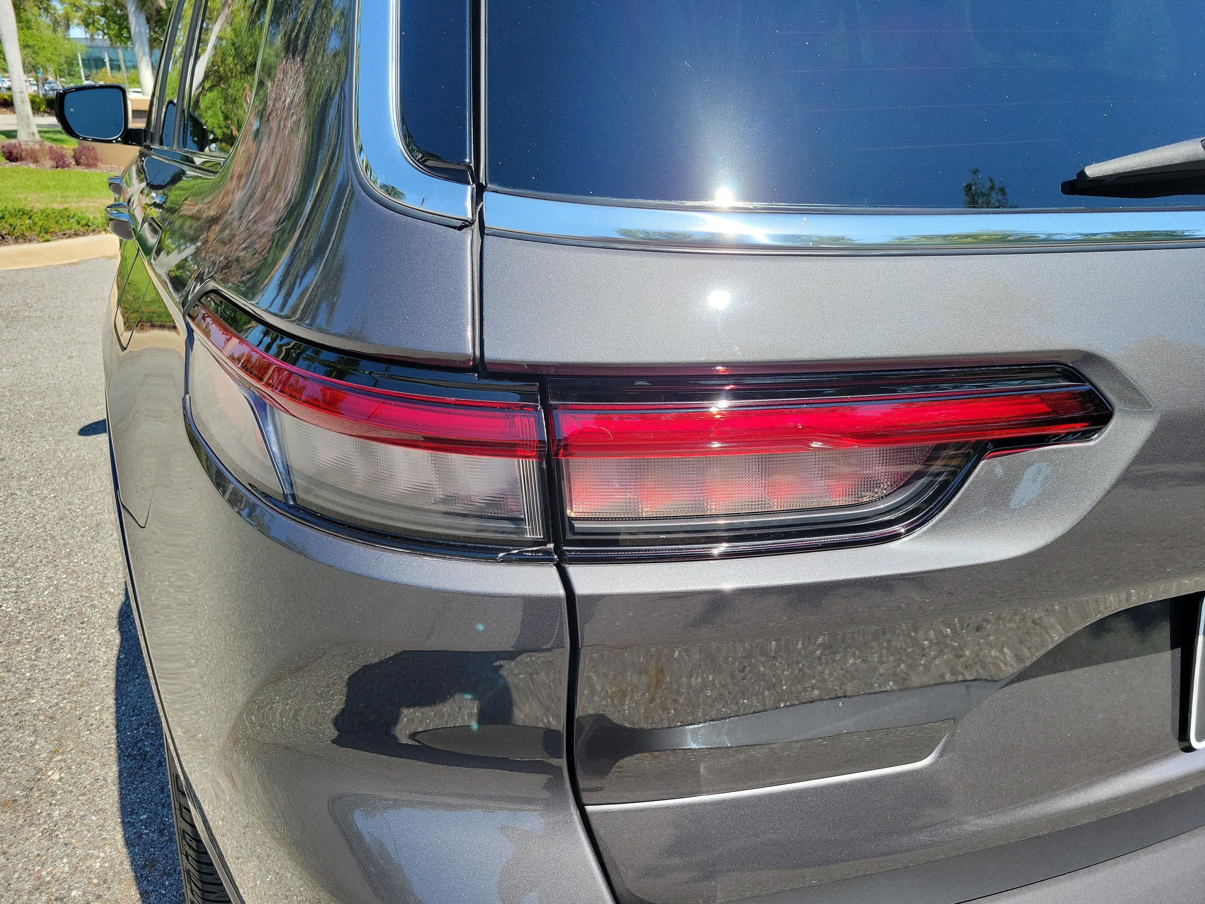 Used 2021 Jeep Grand Cherokee L Overland w/ Luxury Tech Group IV image 9