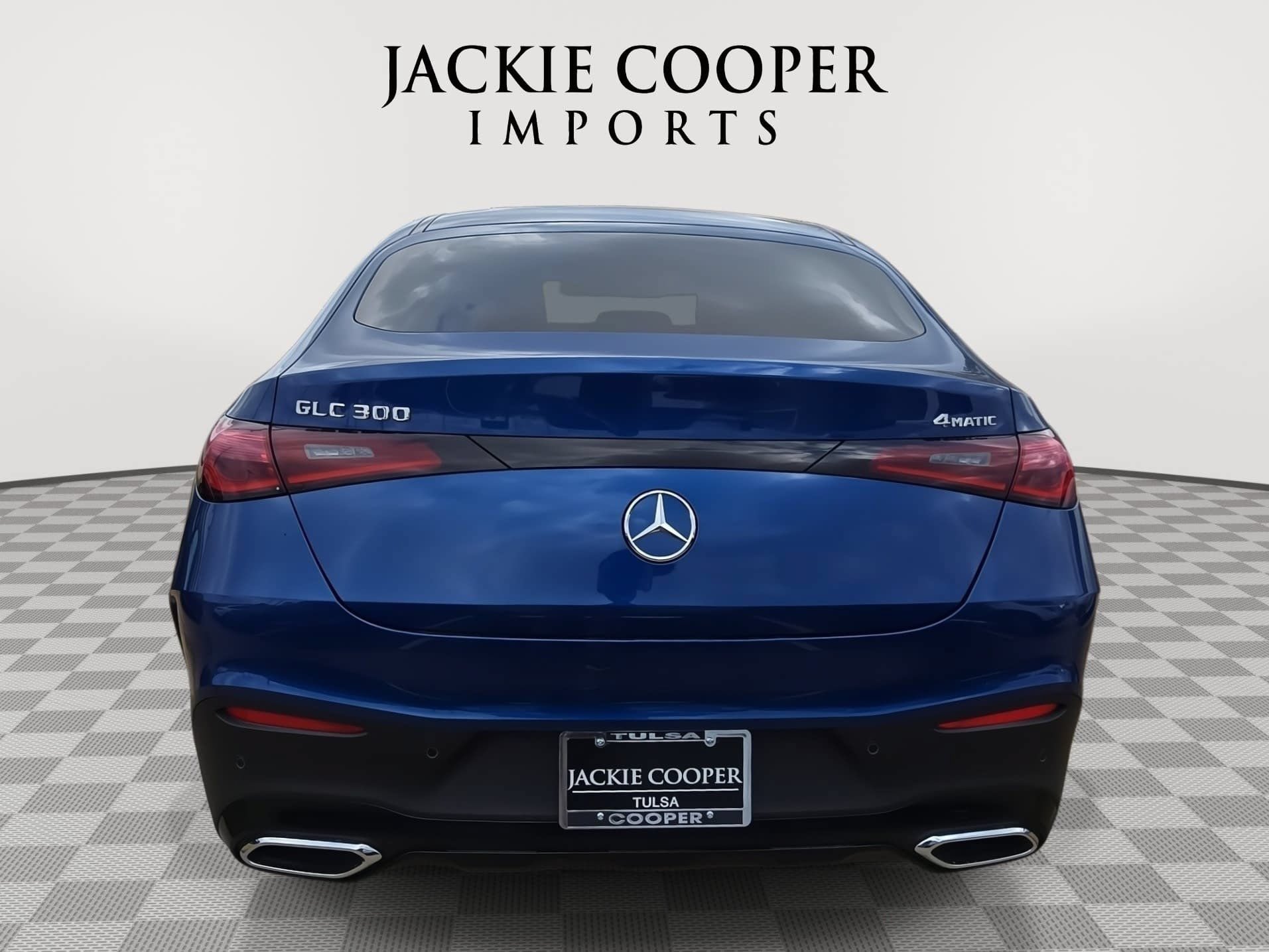 Used 2024 Mercedes-Benz GLC 300 4MATIC w/ AMG Line image 6