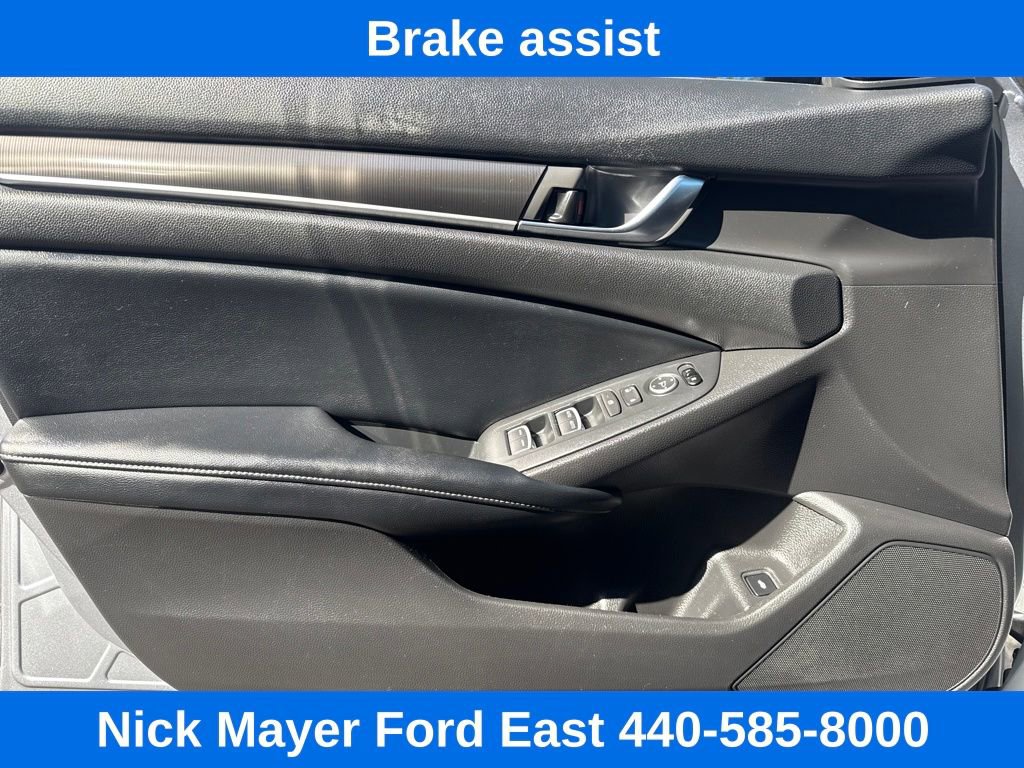 Used 2018 Honda Accord Sport image 16