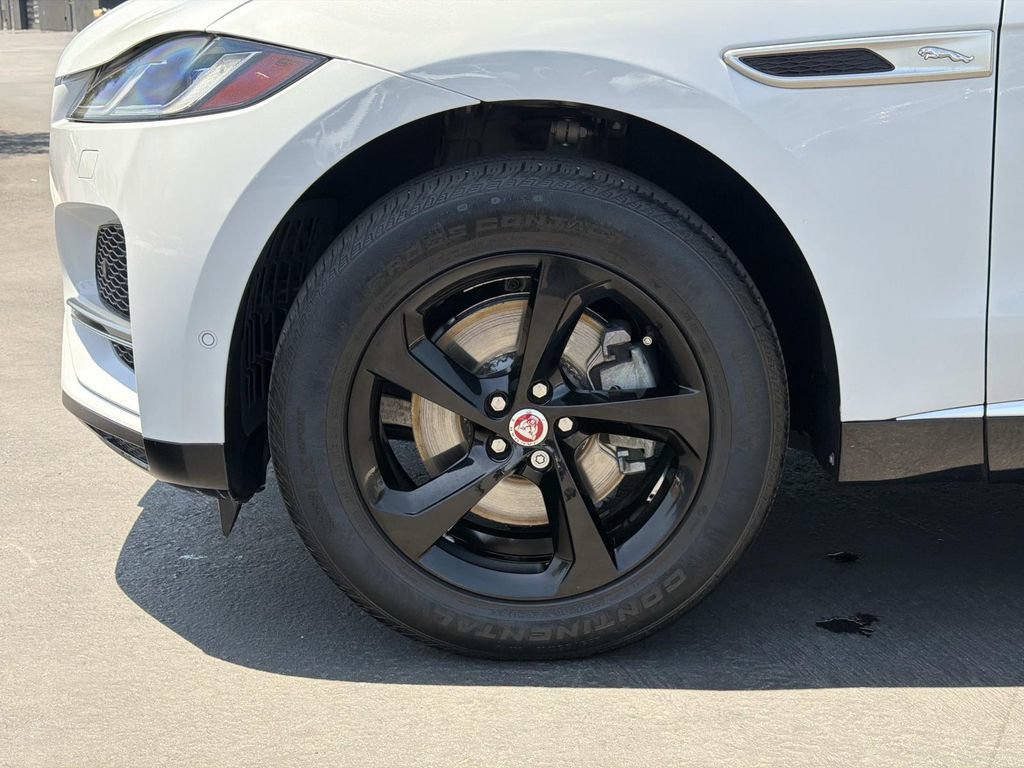 Used 2021 Jaguar F-PACE AWD/4WD image 26