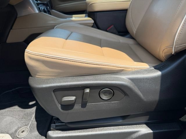 Certified 2023 Chevrolet Tahoe Premier w/ Advanced Technology Package AWD/4WD image 19