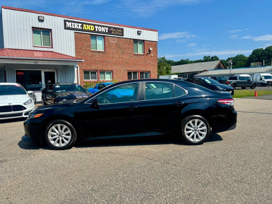 Used 2018 Toyota Camry LE FWD image 5