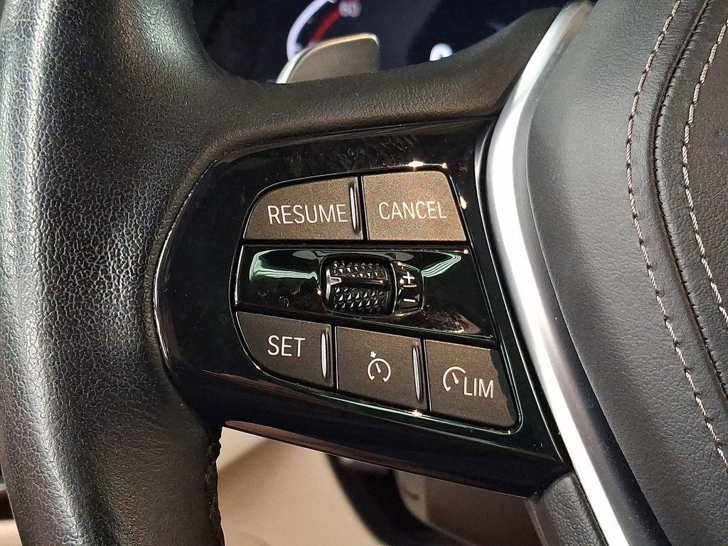 Certified 2023 BMW 530i xDrive w/ Premium Package AWD/4WD image 18