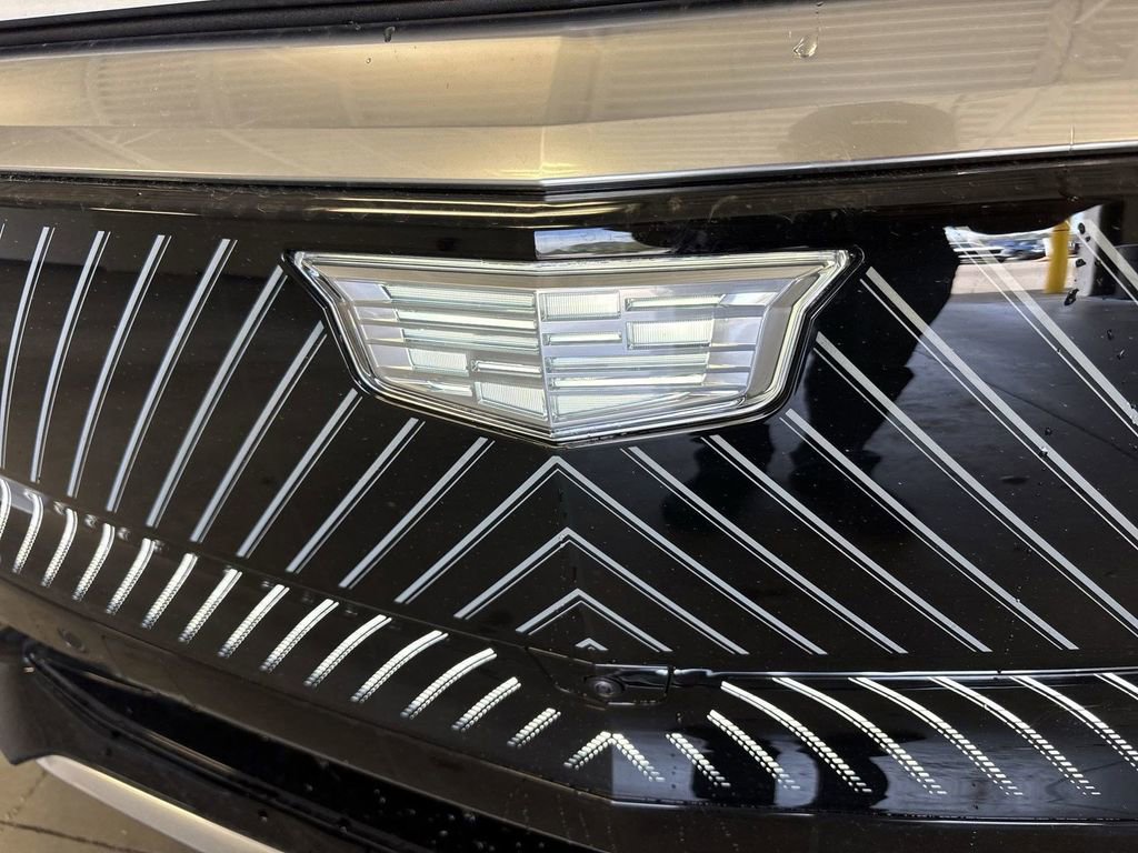 New 2025 Cadillac Lyriq Luxury image 32