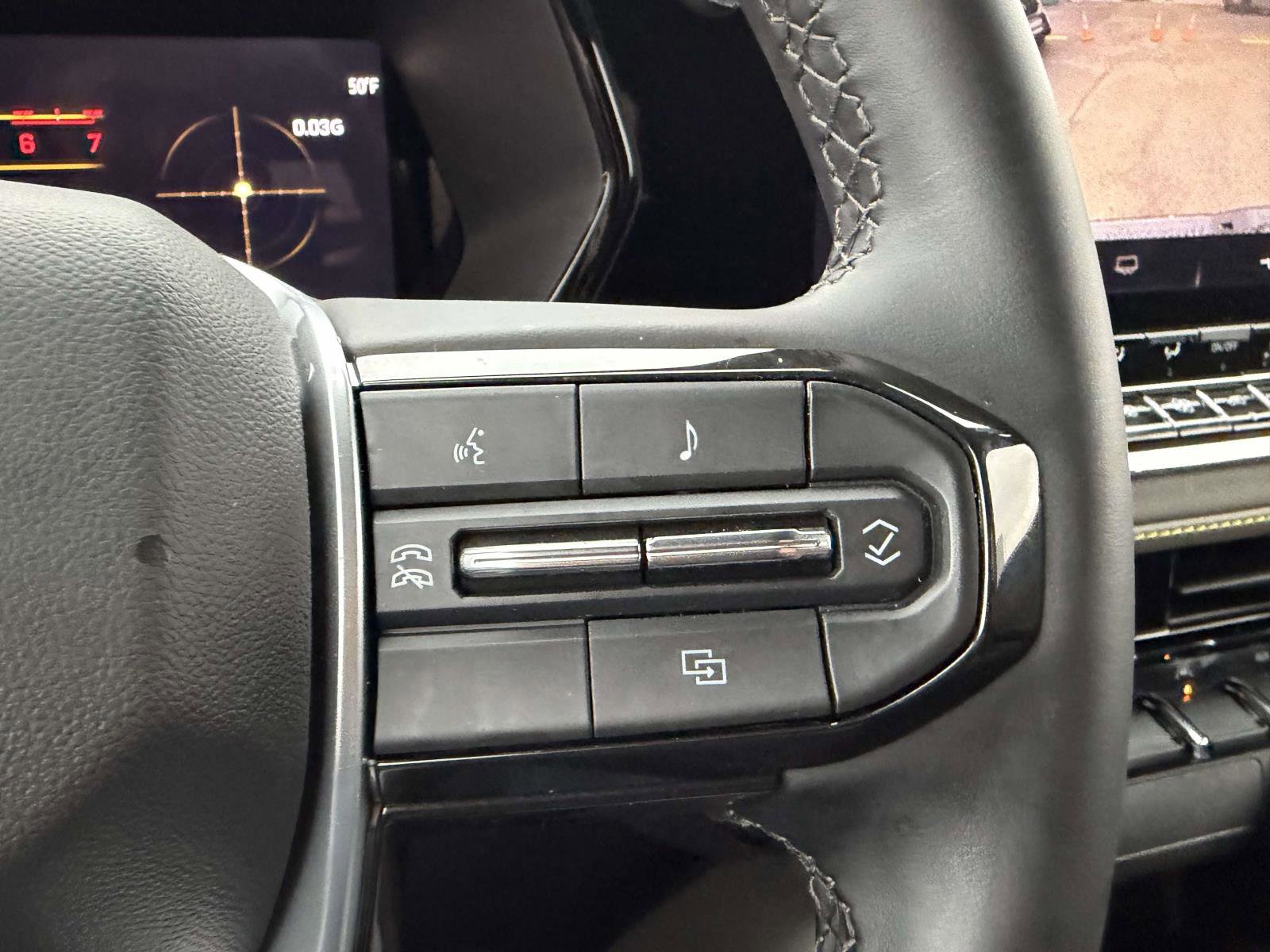 Certified 2024 Chevrolet Colorado ZR2 w/ Safety Package image 29