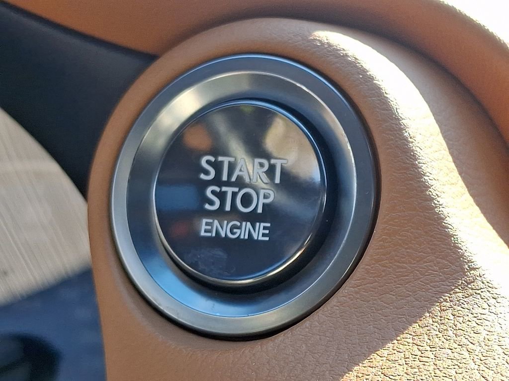 Used 2024 Lexus IS 300 w/ Premium Package image 27