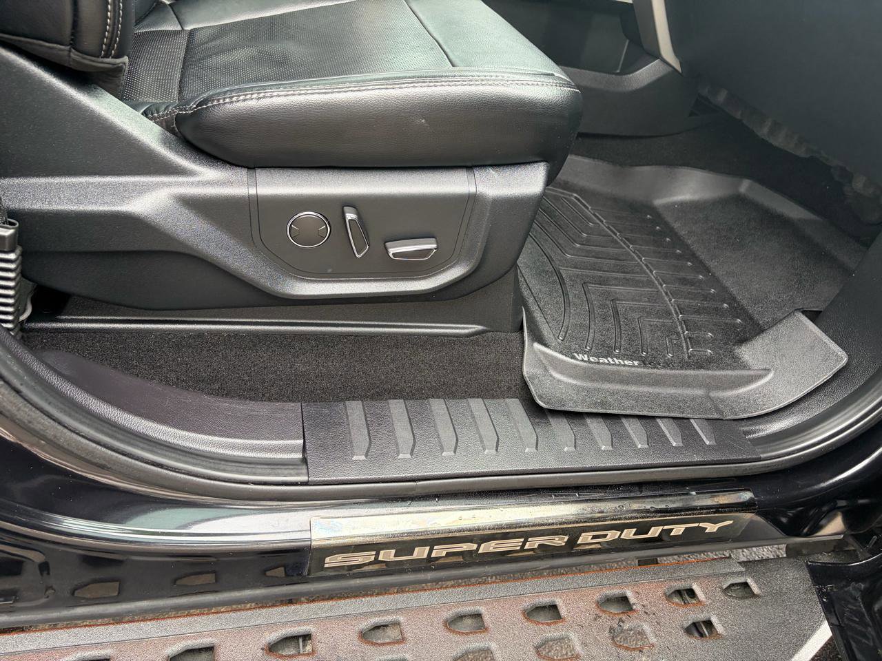 Used 2019 Ford F250 Lariat w/ Lariat Ultimate Package image 56