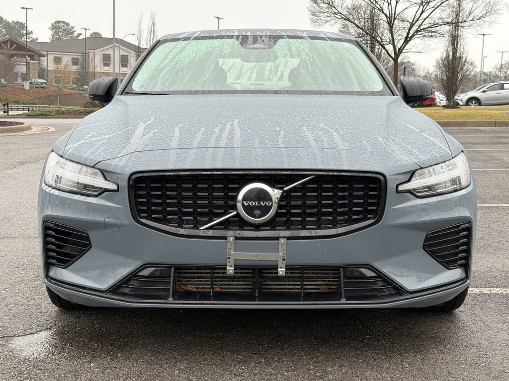 Used 2023 Volvo S60 T8 Plus image 8