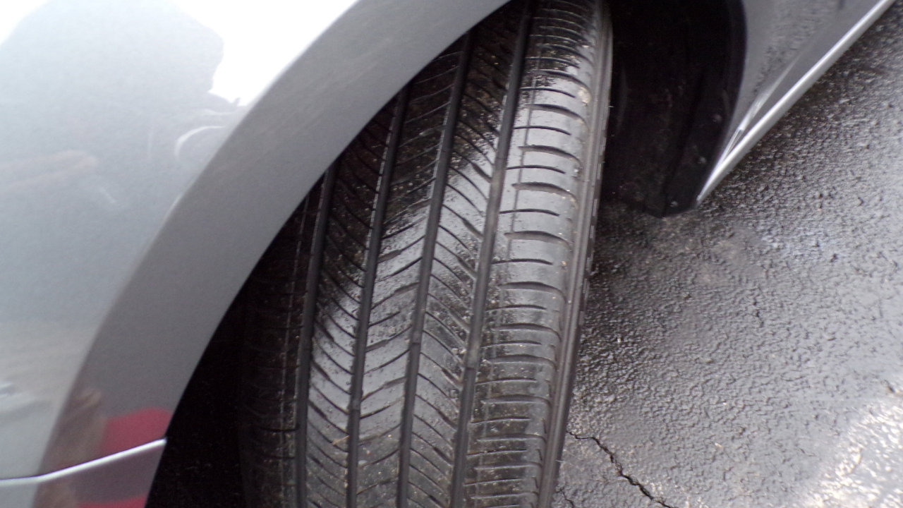 Used 2024 Nissan Altima 2.5 SV image 7