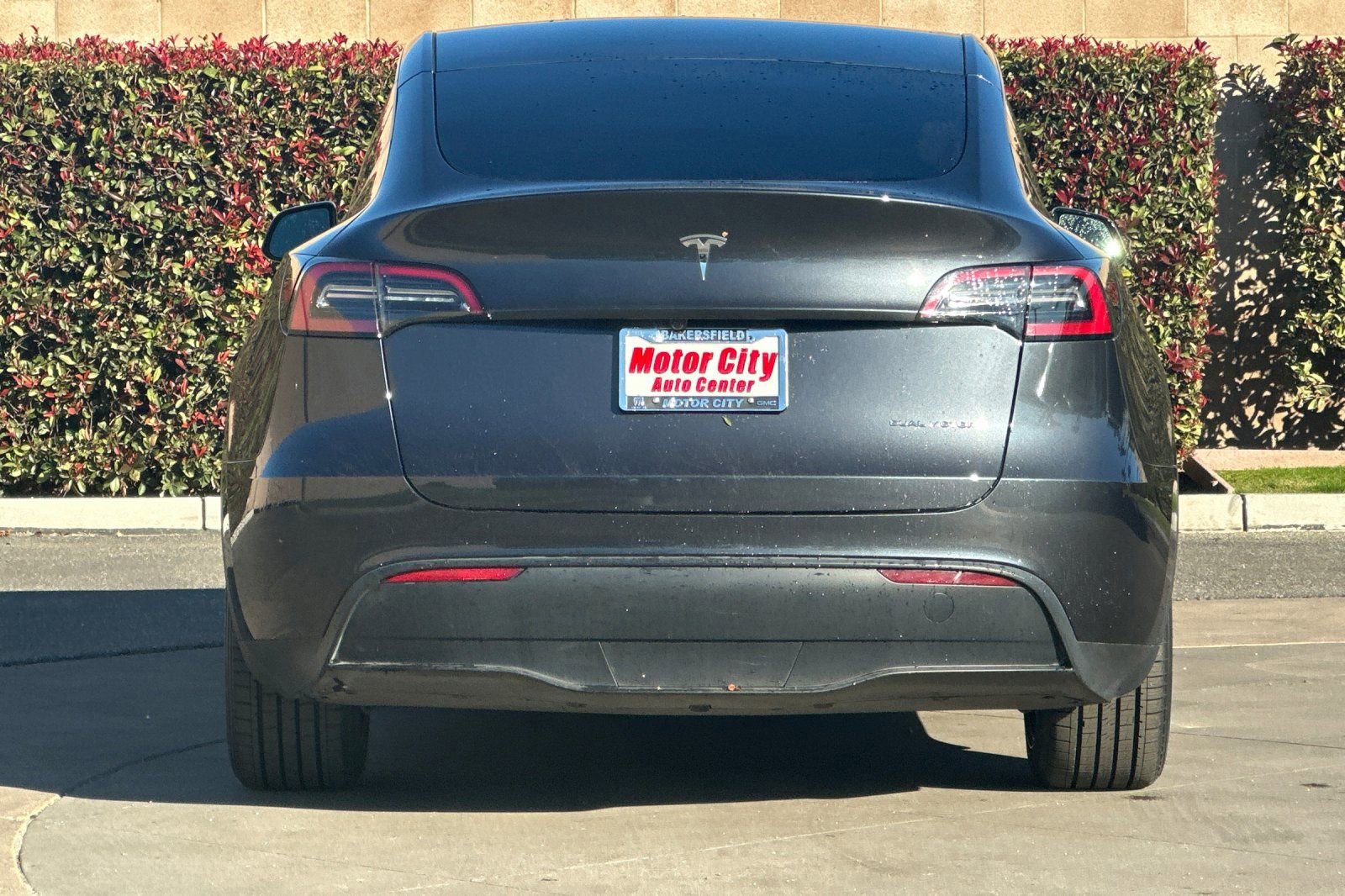 Used 2025 Tesla Model Y Long Range image 5