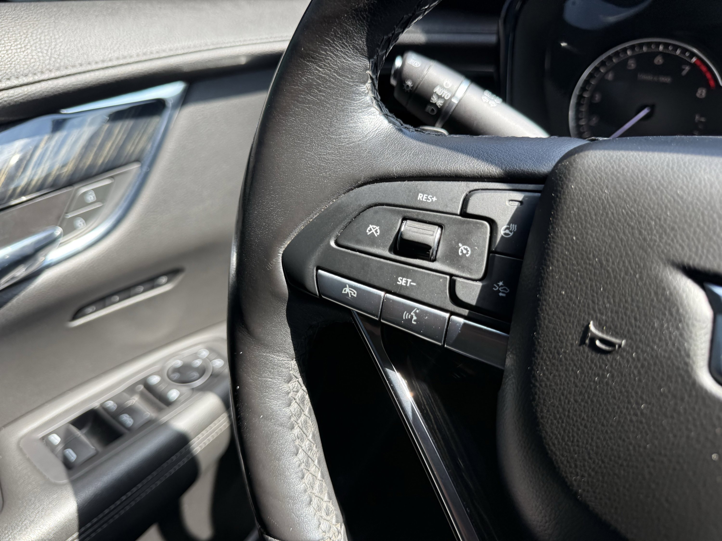 Used 2020 Cadillac XT6 Premium Luxury image 84