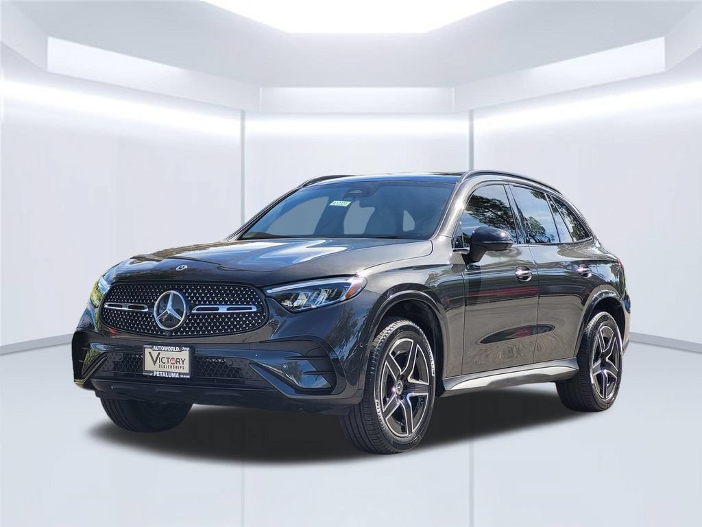 Used 2024 Mercedes-Benz GLC 300 4MATIC image 8