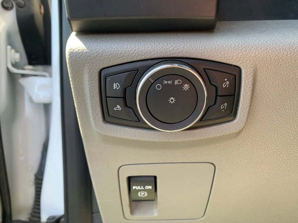 Used 2017 Ford F150 XL w/ Equipment Group 101A Mid AWD/4WD image 32