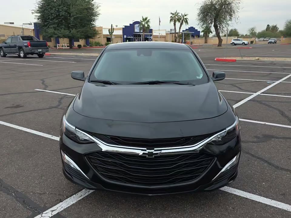 Used 2023 Chevrolet Malibu RS image 2