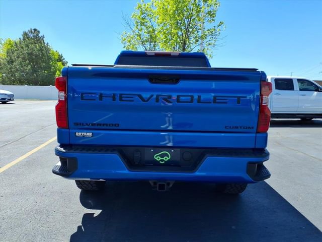 Certified 2022 Chevrolet Silverado 1500 Custom w/ LPO, Dark Essentials Package AWD/4WD image 6