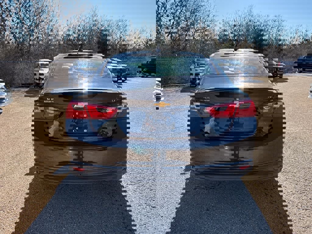 Used 2018 Chevrolet Malibu LT image 5