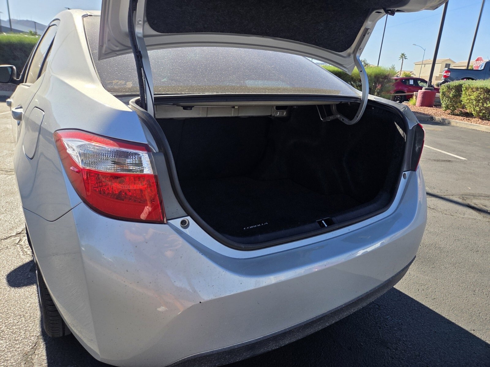 Used 2015 Toyota Corolla LE image 13