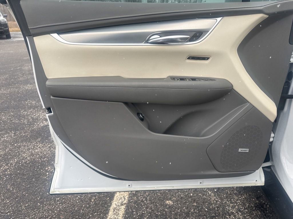 Used 2020 Cadillac XT5 Premium Luxury image 15