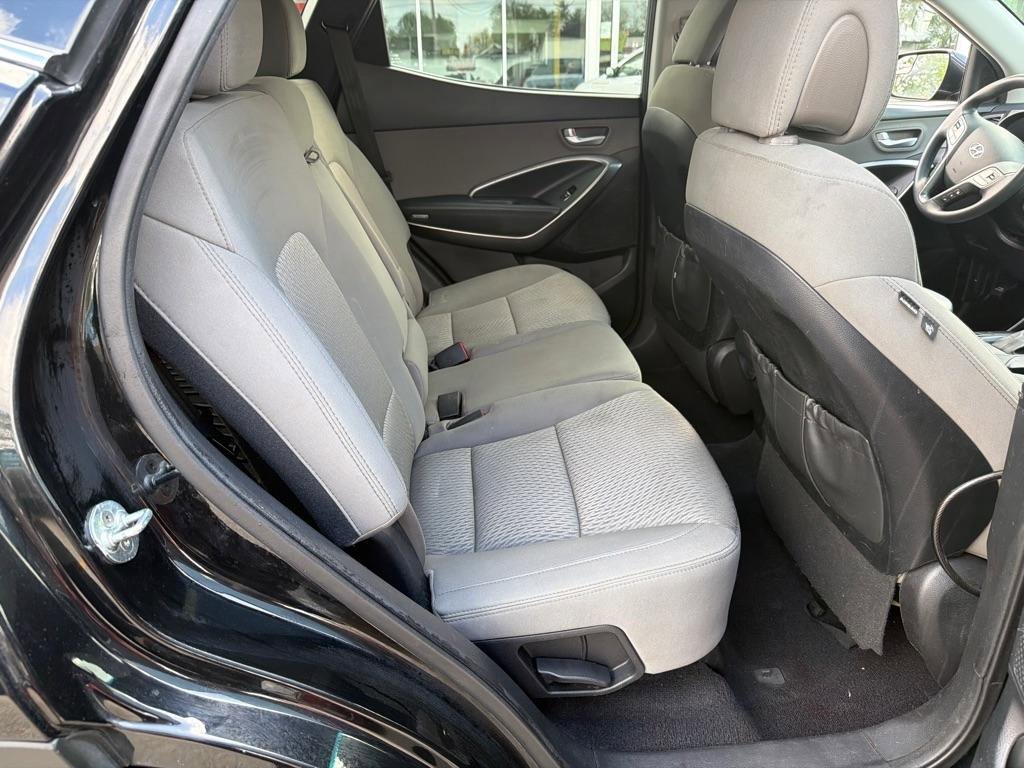 Used 2017 Hyundai Santa Fe Sport w/ Cargo Package FWD image 8