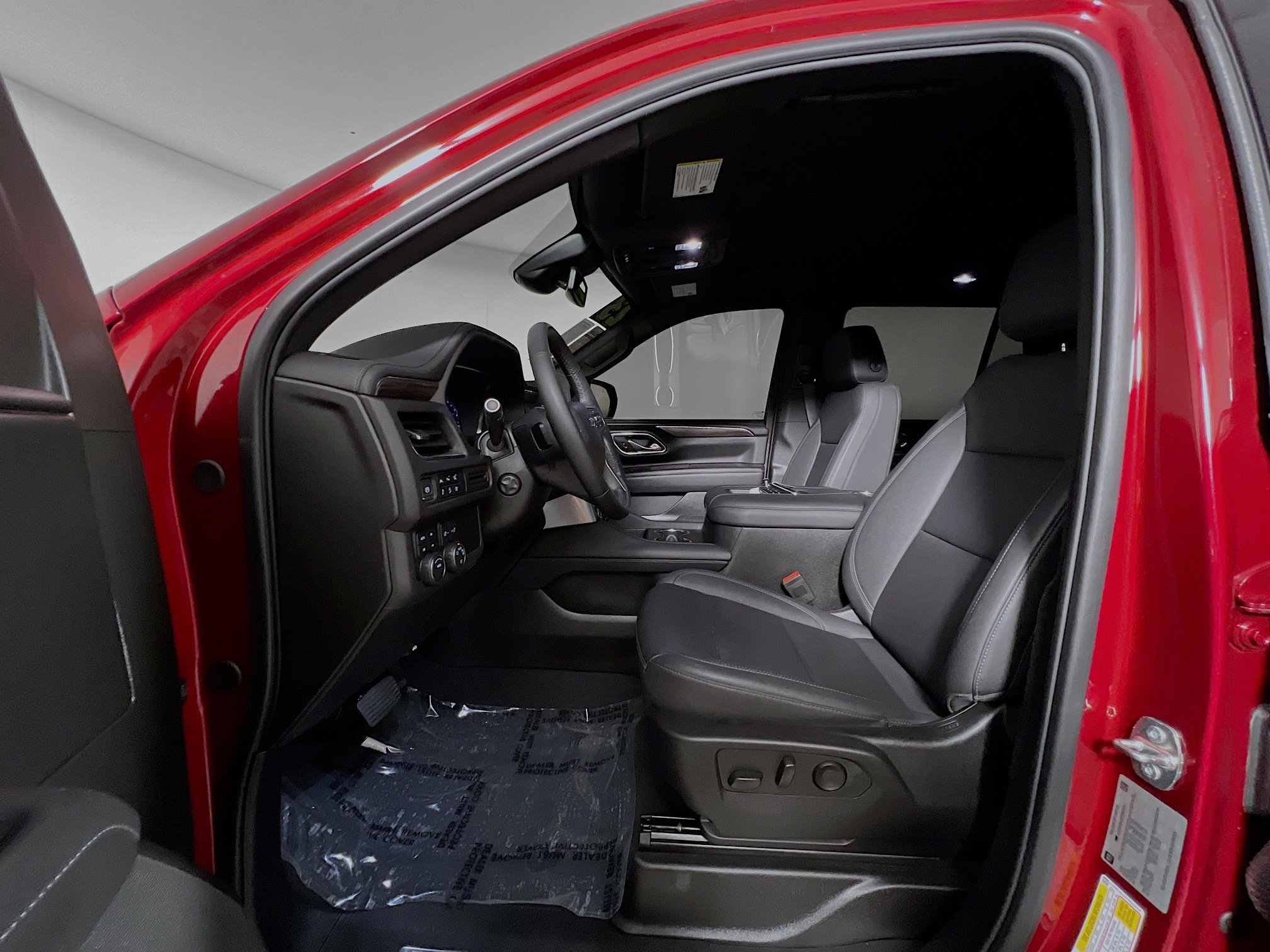 Used 2023 Chevrolet Tahoe Z71 w/ Luxury Package image 15