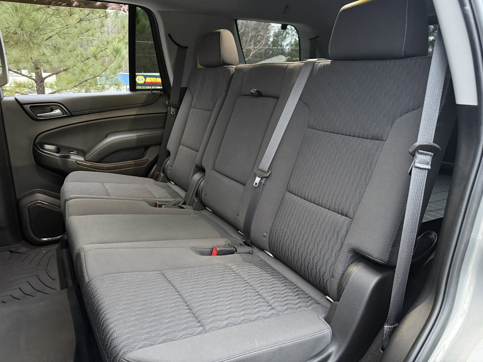 Used 2018 Chevrolet Tahoe LS w/ All-Season Package image 40