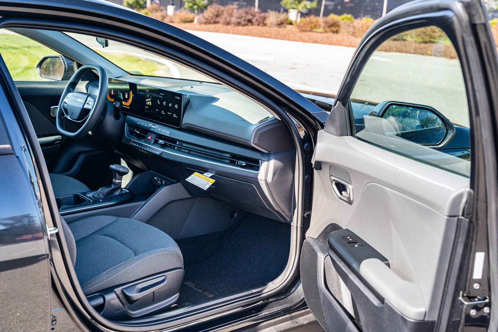 New 2026 Kia K4 LXS image 7