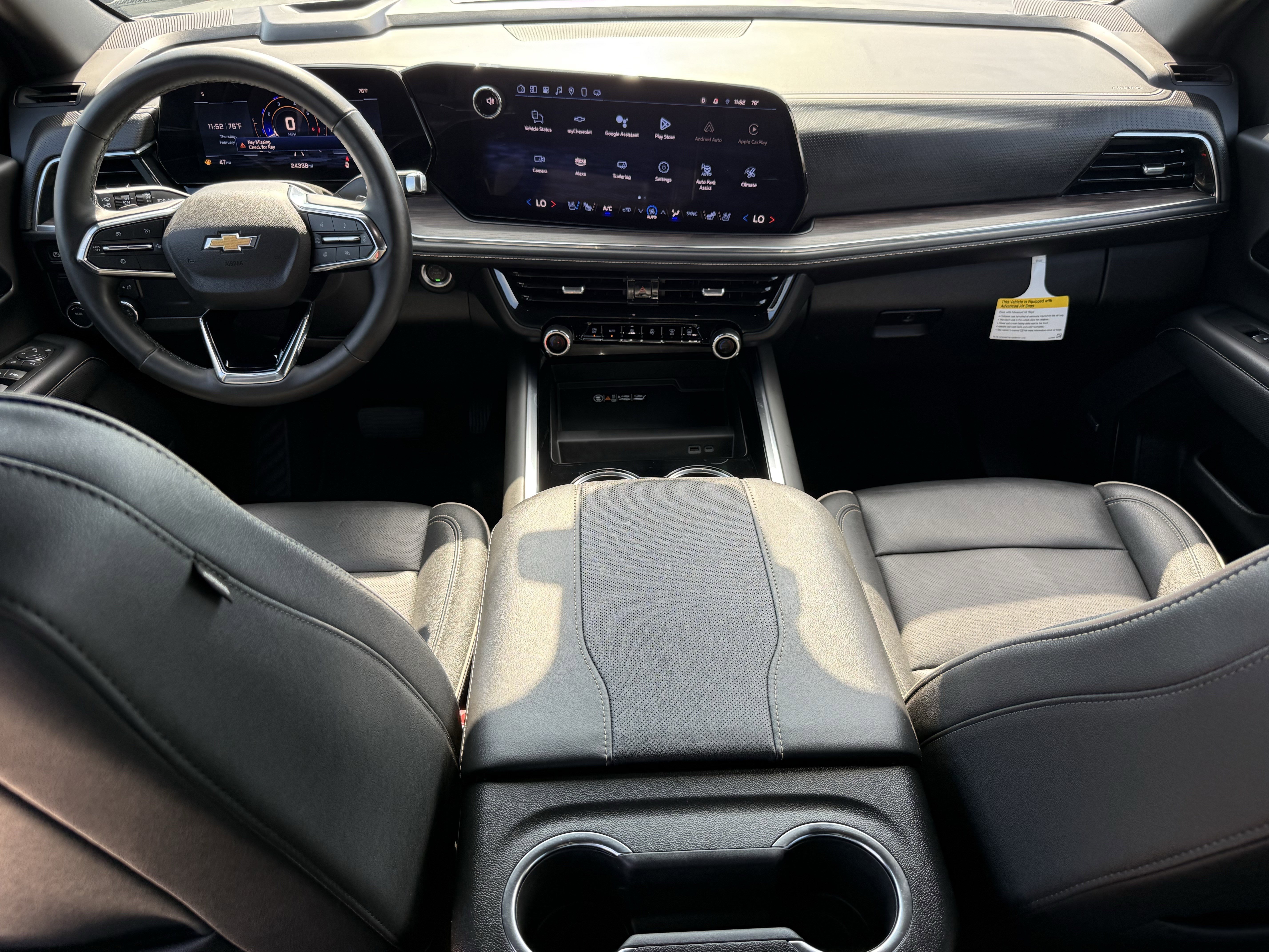 Used 2025 Chevrolet Suburban Premier image 13