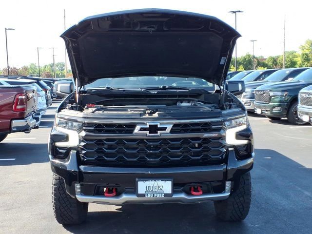Used 2023 Chevrolet Silverado 1500 ZR2 w/ Technology Package AWD/4WD image 29