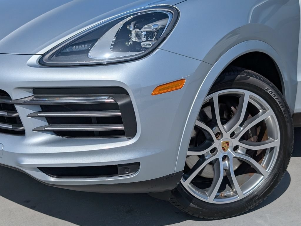 Certified 2023 Porsche Cayenne AWD/4WD image 10