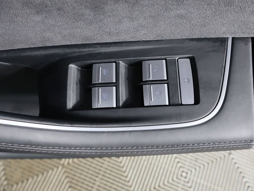 Used 2022 Audi A8 L 3.0T w/ Executive Package image 38