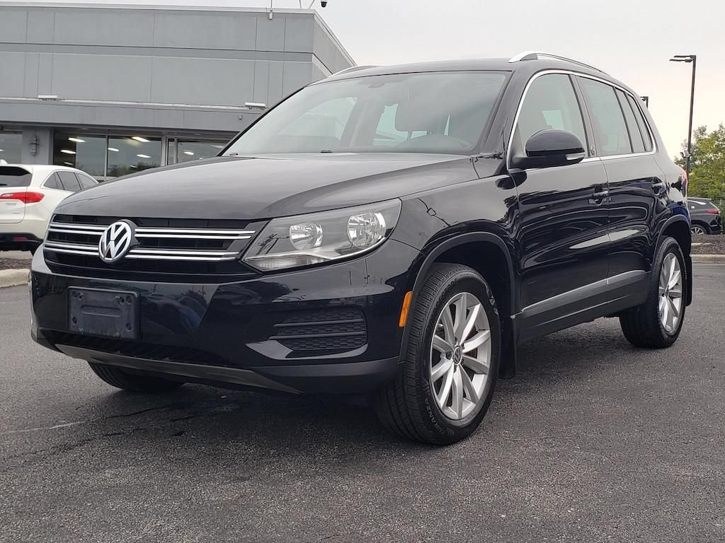 Used 2017 Volkswagen Tiguan Wolfsburg Edition AWD/4WD image 3