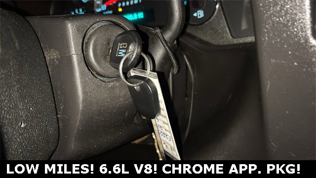 Used 2022 GMC Savana 2500 Work Van w/ Driver Convenience Package image 9