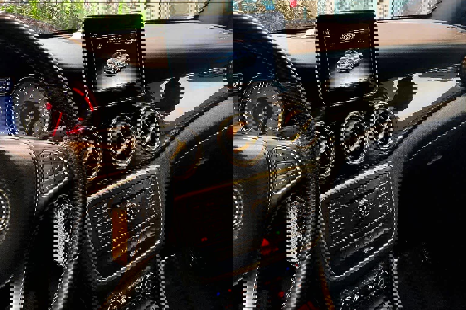 Used 2015 Mercedes-Benz CLA 250 image 7